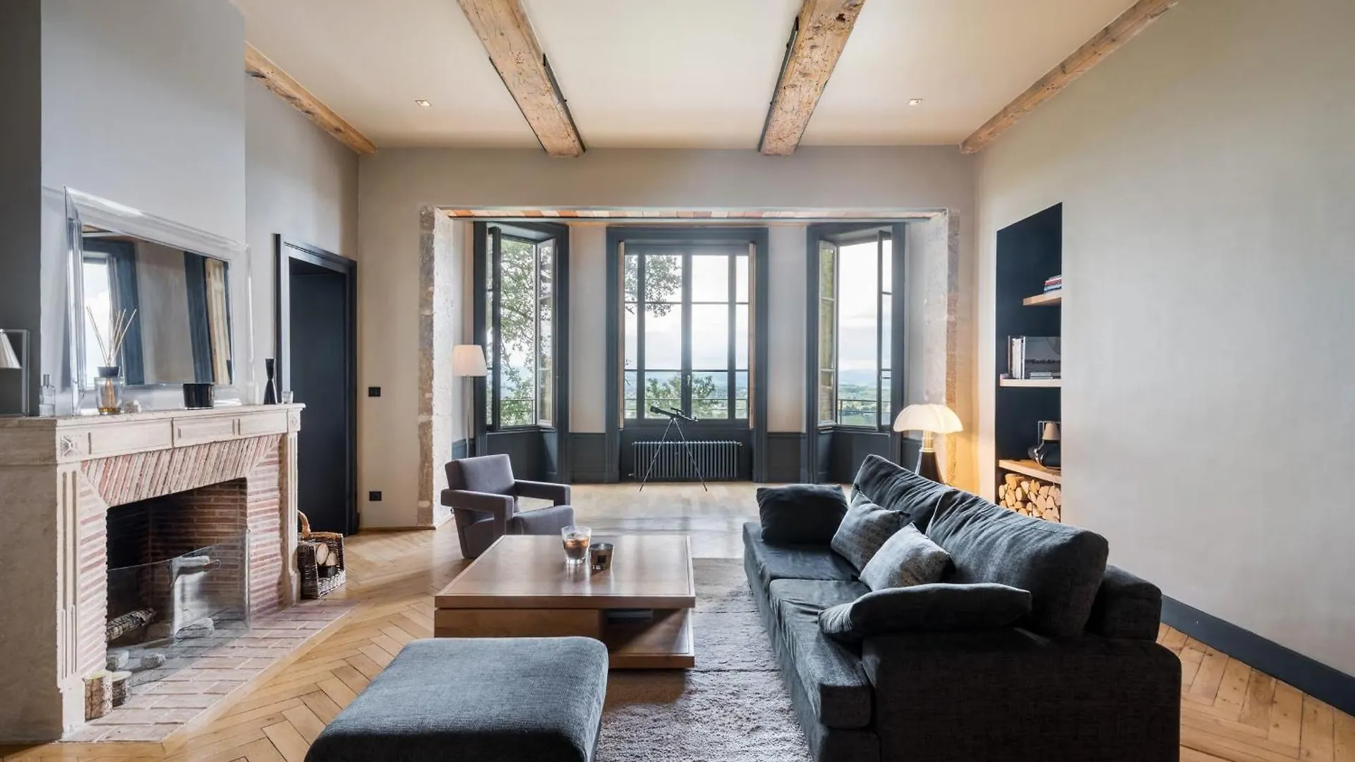 Volange - Homely house with pool garden and amazing view Saint-Didier-au-Mont-d'Or